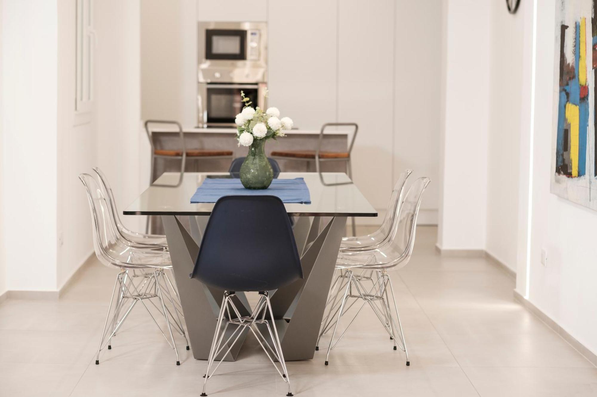 Pepoli Deluxe - Exclusive Apartment - Free Parking Trapani Bagian luar foto