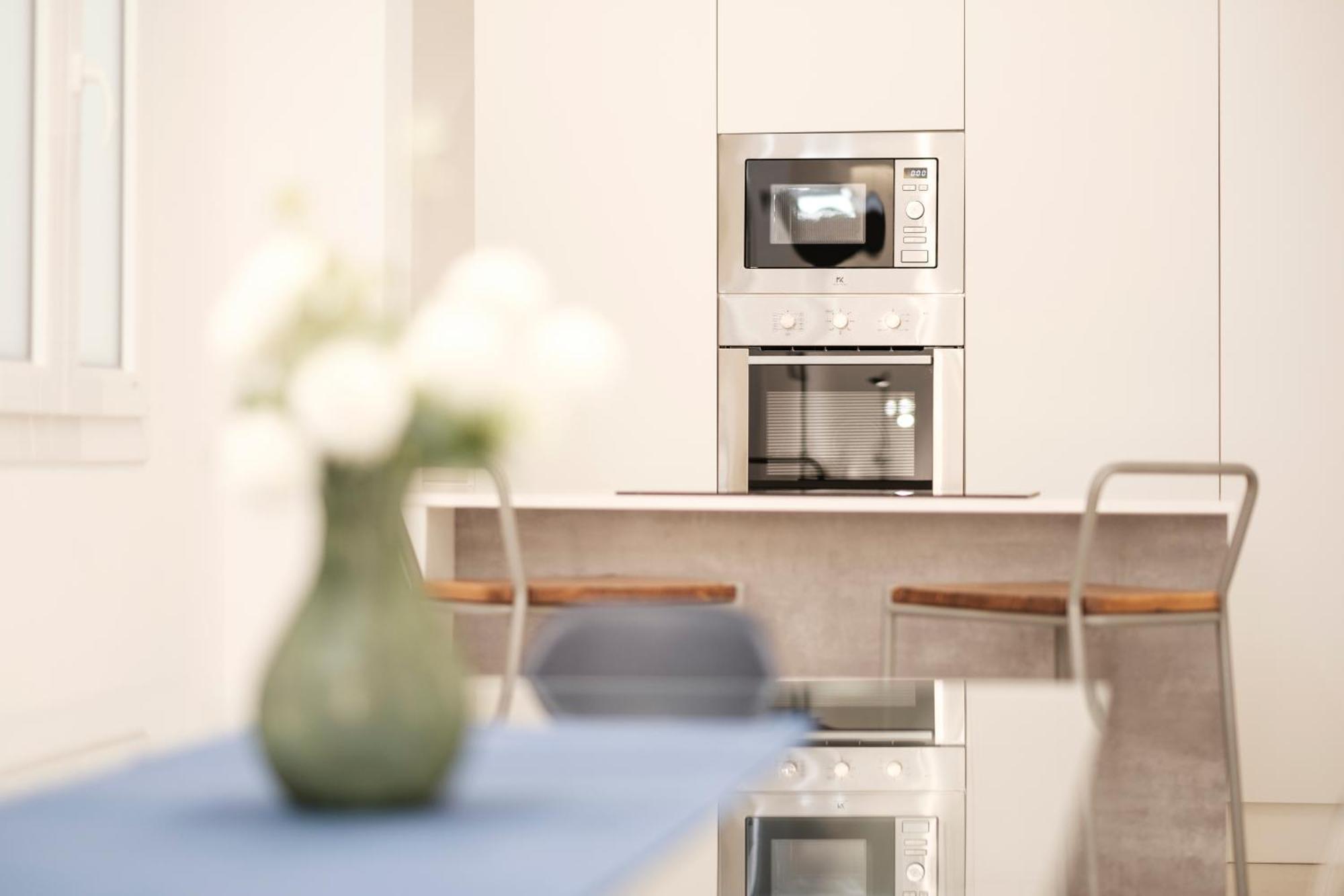Pepoli Deluxe - Exclusive Apartment - Free Parking Trapani Bagian luar foto
