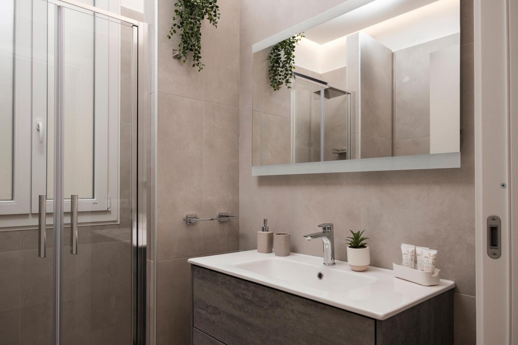 Pepoli Deluxe - Exclusive Apartment - Free Parking Trapani Bagian luar foto
